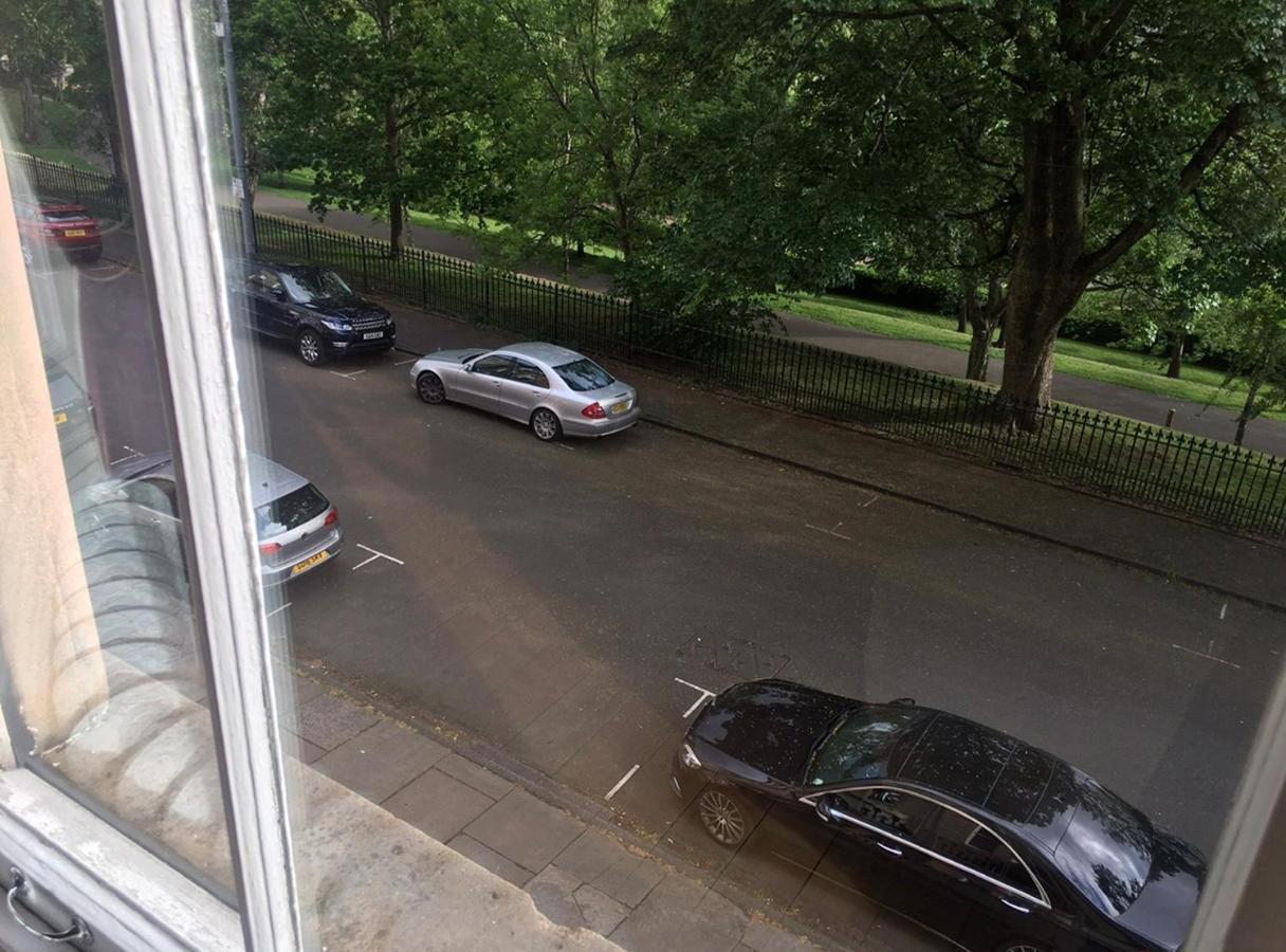 Ferienwohnung Perfect In The Park Glasgow Exterior foto